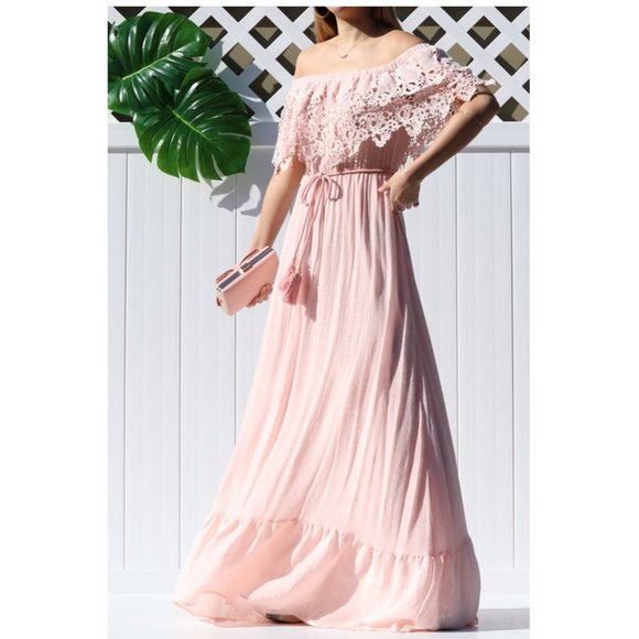 White Off Shoulder Crochet Lace Boho Maxi Dress - Picture 5 of 6